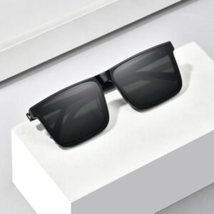 Unisex Black sunglass